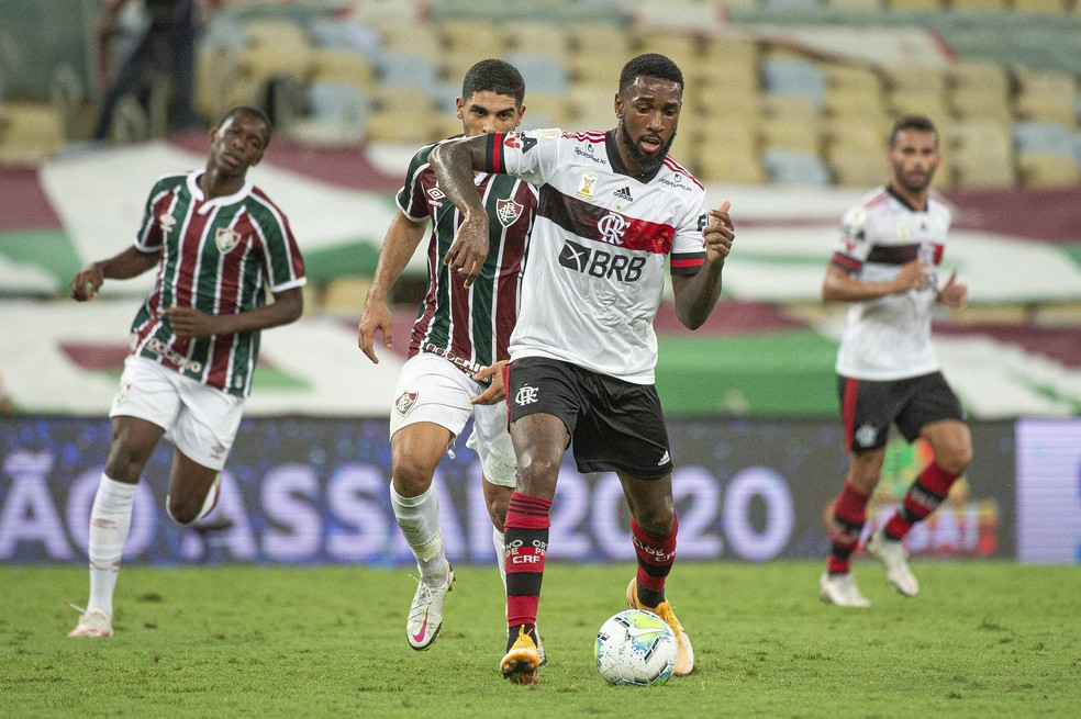 Gerson no clássico com o Fluminense, na última quarta — Foto: Alexandre Vidal/Flamengo
