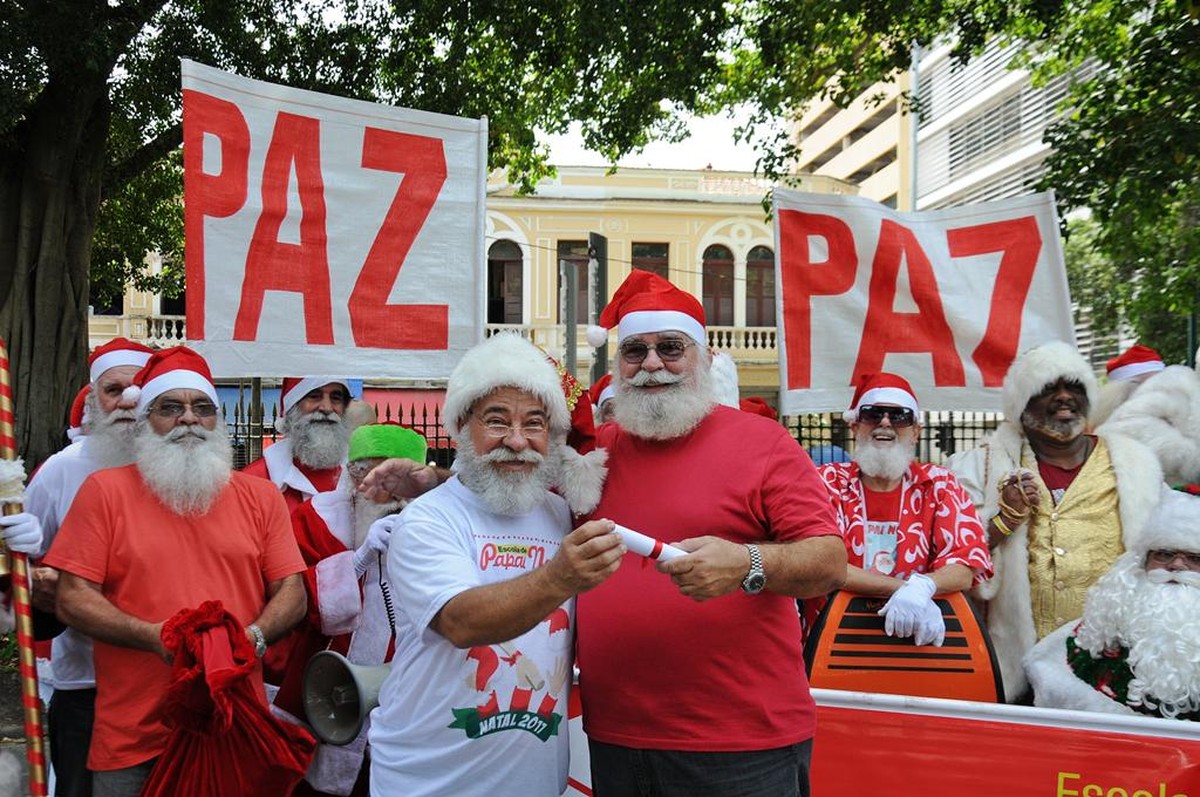 Crise faz aumentar a procura por curso de formação de Papai Noel no Rio