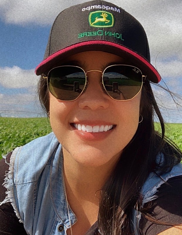 Monyque Isabella é estudante de agronomia (Foto: Reprodução/Instagram)