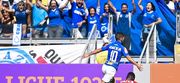 Arrascaeta aceita papel de líder para comandar o Cruzeiro nas quatro linhas