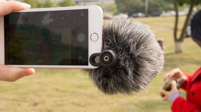 Microfone da Rode permite adicionar abafador de vento (Foto: Divulgação/Aliexpress)