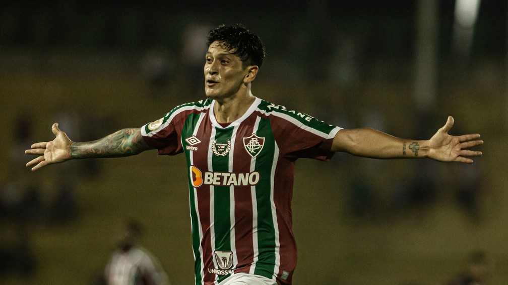 Germán Cano brilha, faz dois golaços, e Fluminense vence o Athlético Paranaense por 2 a 1 — Foto: Marcelo Gonçalves