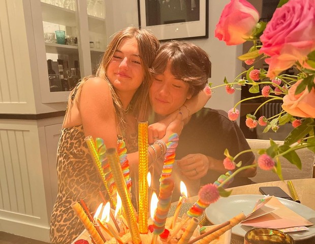 Anja Ambrosio com o namorado (Foto: Reprodução/Instagram)