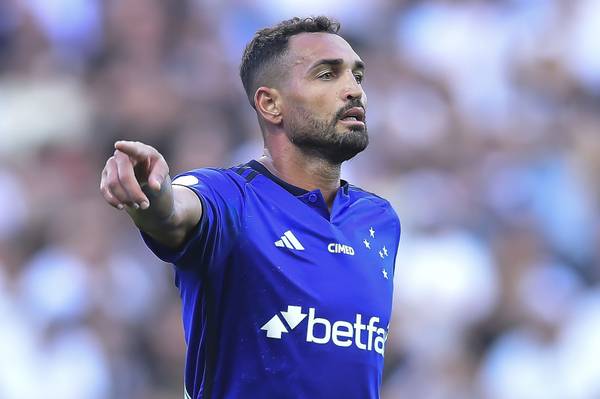 Em tom de despedida do Cruzeiro, Gilberto justifica má fase, comenta afastamento e negocia futuro