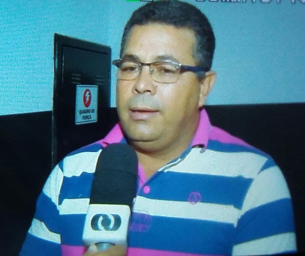 Presidente da Câmara de Palmas se entregou à Polícia Civil — Foto: TV Anhanguera/Reprodução
