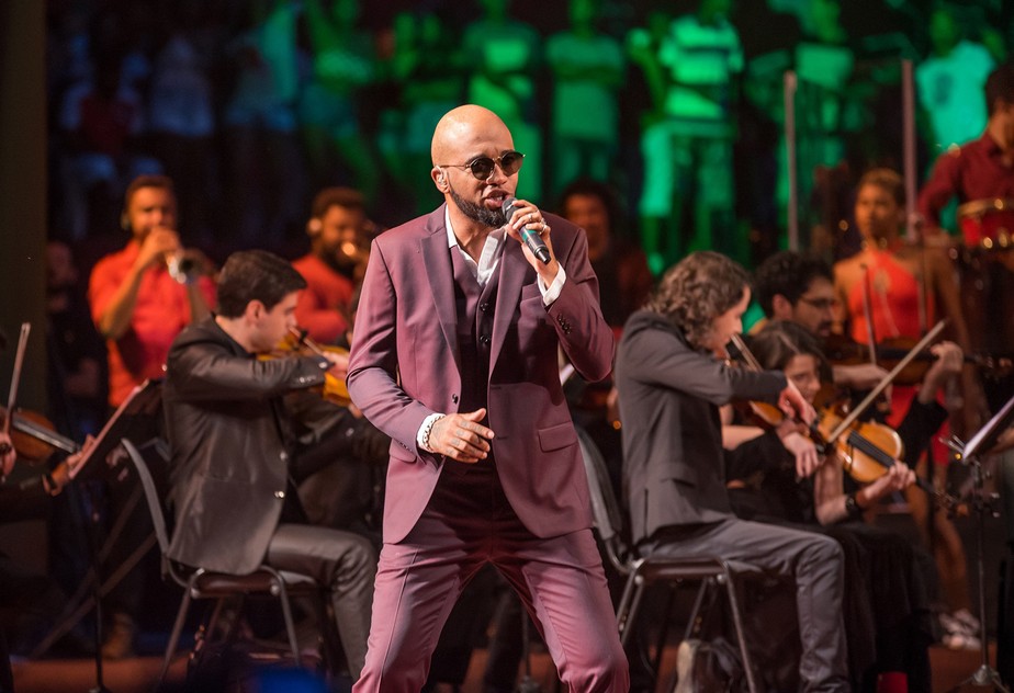 Flavio Renegado Faz Sinfonia Pop Em Suite Masai Sob A Batuta Do Mano Maestro Da Orquestra Ouro Preto Blog Do Mauro Ferreira G1 mano maestro da orquestra ouro preto