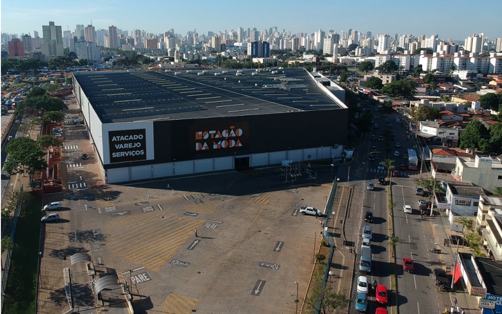 scandal balanced deadline Projeto arrecada roupas, livros e até materiais de construção para serem  doados a instituições de caridade, em Goiânia | Goiás | G1