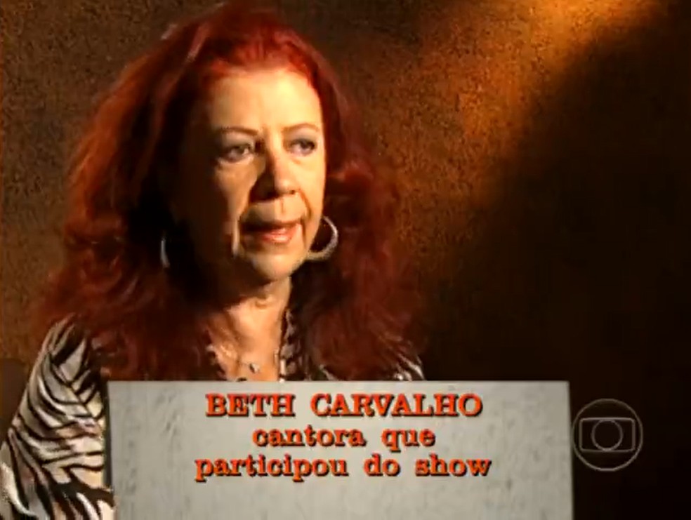 Beth Carvalho falou ao 'Linha Direta' sobre o caso da Bomba do Riocentro — Foto: Memória Globo