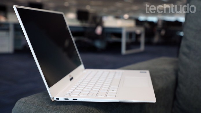XPS 13 2018 (Foto: Yuri Hildebrand/TechTudo) XPS 13 2018 (Foto: Yuri Hildebrand/TechTudo)