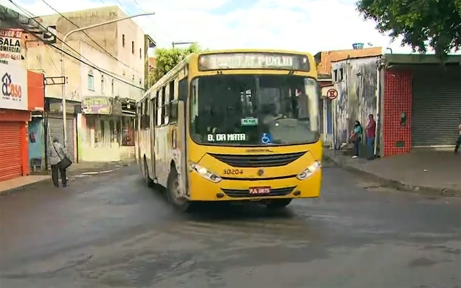 Após tiroteio, PM instala base móvel de segurança e ônibus voltam a circular no bairro de Valéria, em Salvador