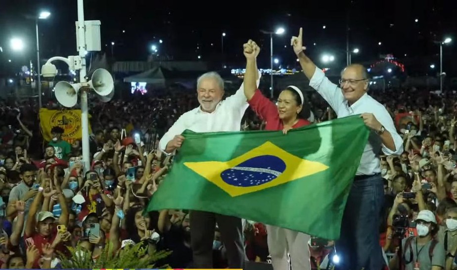 Em ato com vaias a Alckmin , Lula acusa governo Bolsonaro de 