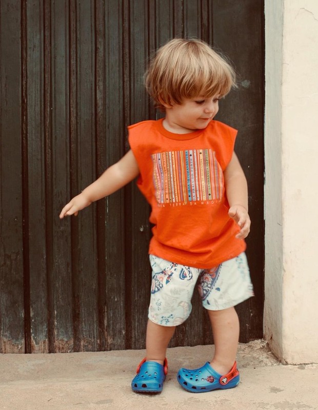 Noah é filho de Cássio Reis e Dani Winits (Foto: Reprodução/Instagram)