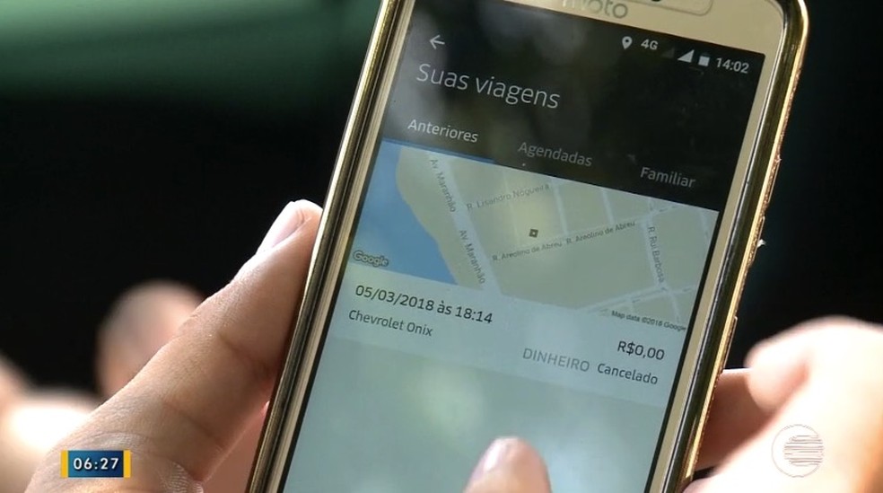 Lei autoriza apps de transporte como Uber a atuar sem 