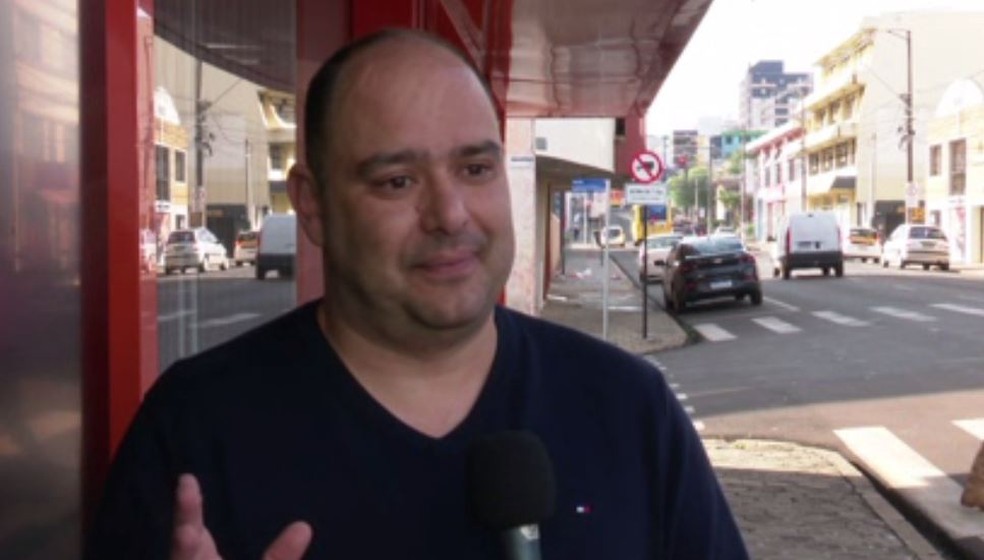 Segundo pastor, rede mundial de igrejas deve ajudar refugiados por um ano — Foto: RPC Guarapuava