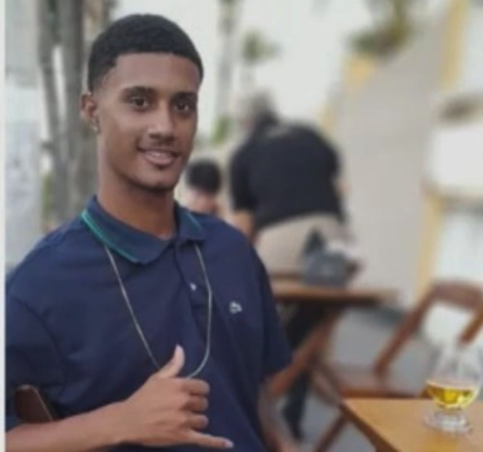Antônio Fernando Matos Souza, de 18 anos, foi encontrado morto após sumir depois de uma cavalgada na Região Metropolitana de Salvador — Foto: Reprodução/Redes Sociais
