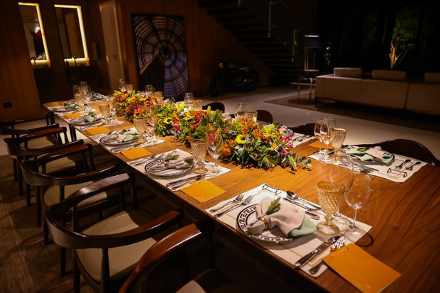 Mesa do jantar de aniversário de Rodrigo Faro (Foto: Manuela Scarpa/Brazil News)