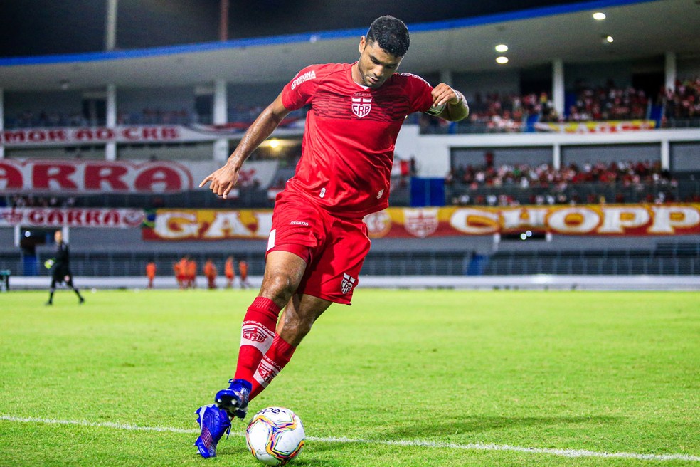 Gum estreou pelo CRB na vitória contra o CEO, por 2 a 0 — Foto: Ailton Cruz/Gazeta de Alagoas