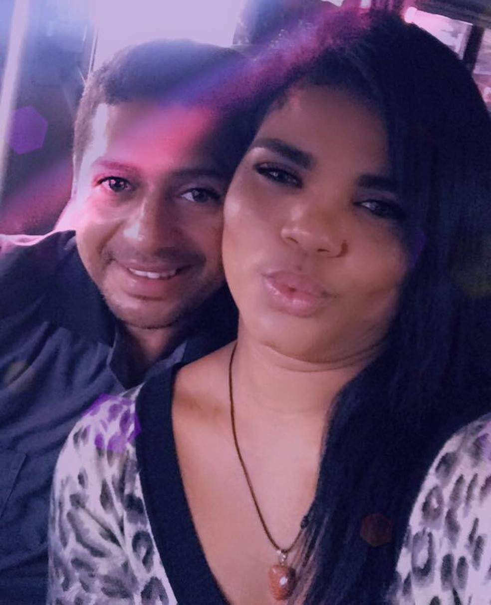 Paloma Paes Leme morava com o marido, Raimundo Nonato, e quatro filhos em um dos prédios que desabaram na Muzema — Foto: Arquivo pessoal
