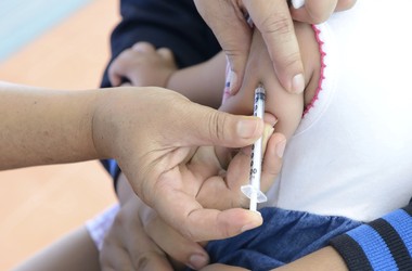 Vacina contra meningite B foi lançada na rede privada (Foto: Thinkstock)