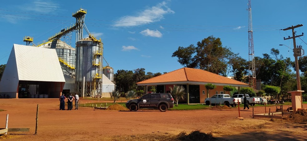 Empresa de plantio de soja foi autuada por furto de energia na 'Operação Pandemia' realizada pela Polícia Civil — Foto: Divulgação/Polícia Civil