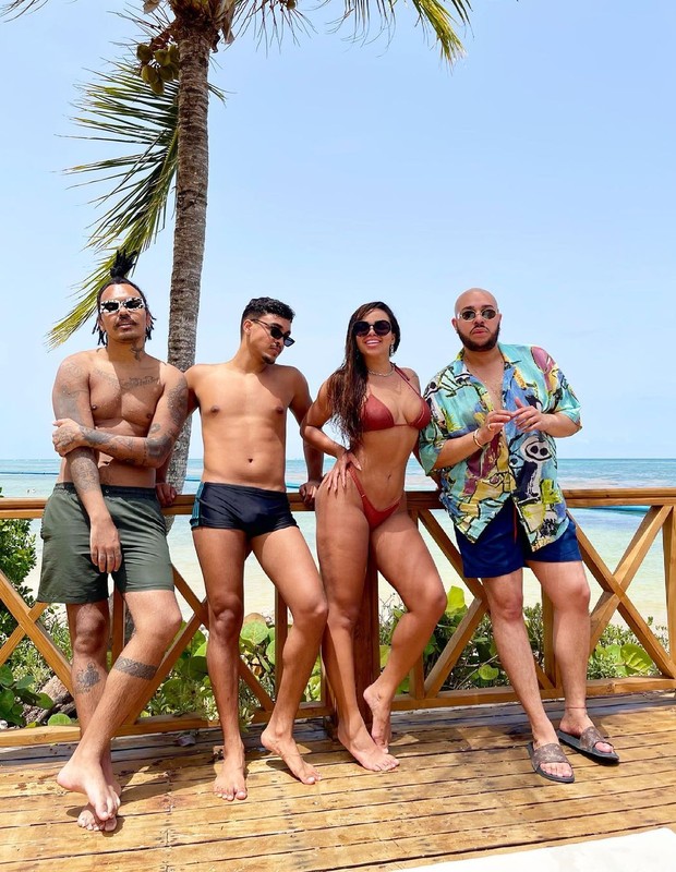 Duh Marinho, Duh Marinho, Gabily e Hector Espinal (Foto: Reprodução/Instagram)