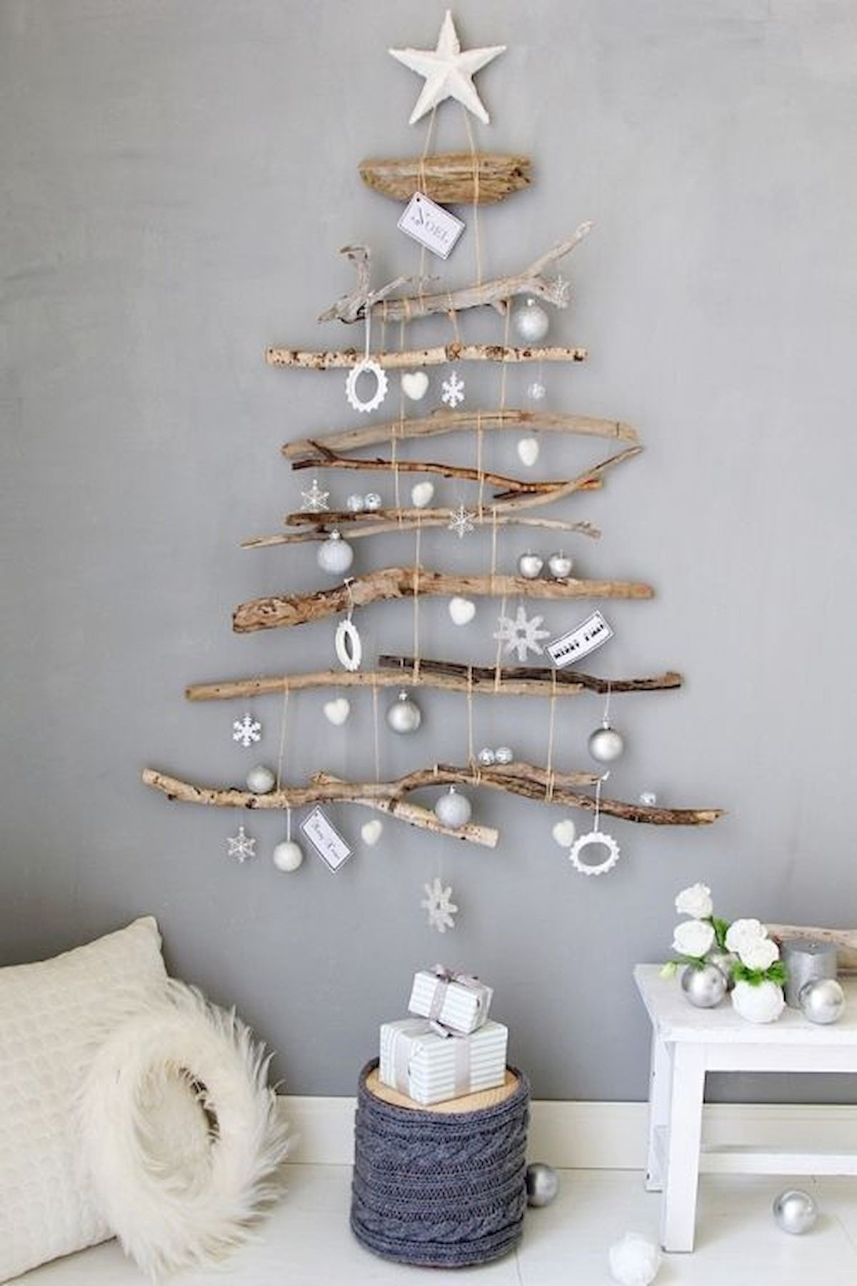 Árvore de Natal pequena: 11 ideias perfeitas para quem tem pouco espaço –  Blog DecorDiario