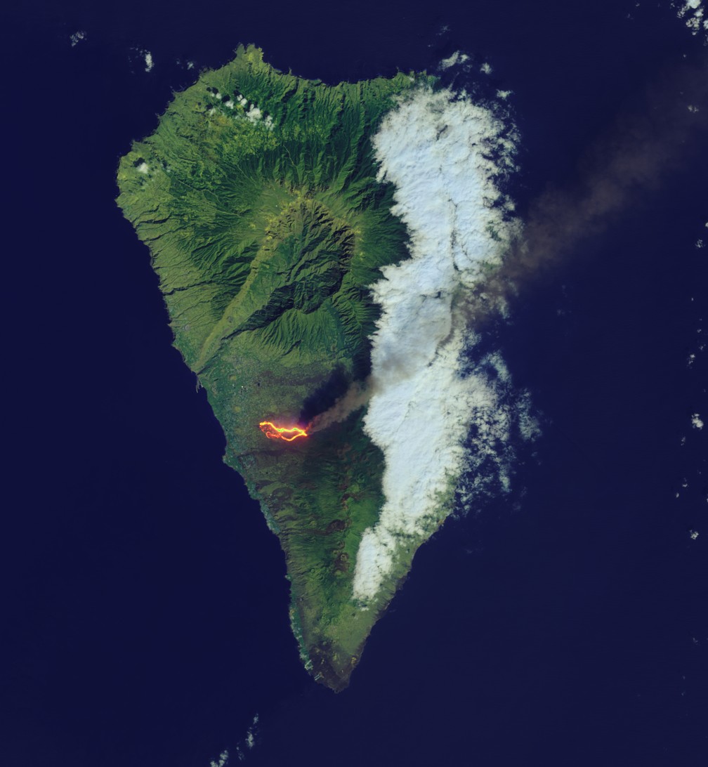 Imagem mostra o rastro da lava em La Palma em 26 de setembro — Foto: Landsat 8/Earth Observatory/Nasa