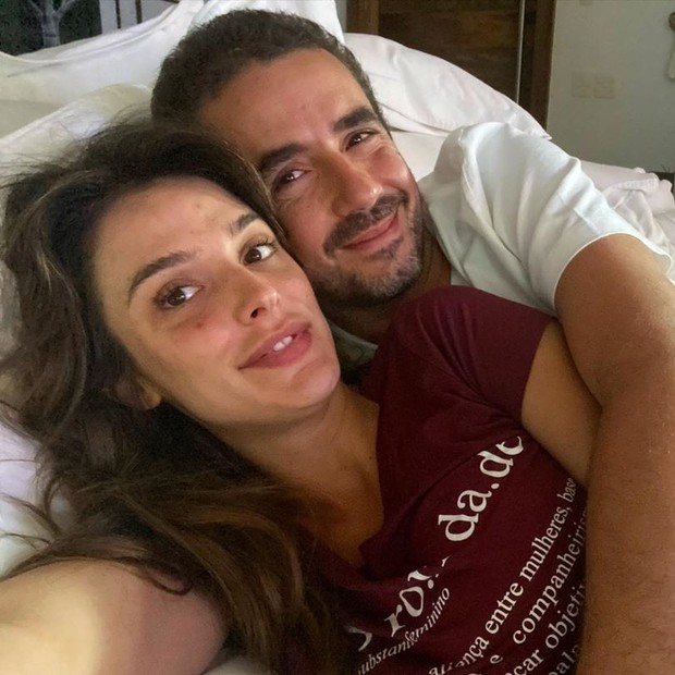 Rafa Brites relembra pedido de namoro inusitado feito por Felipe Andreoli (Foto: Reprodução/Instagram)