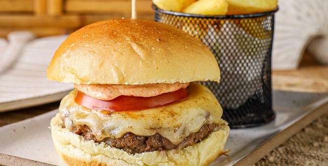 Classico Beach Club Ipanema: hambúrguer du chef