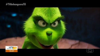 Cinema itinerante leva 'Grinch' a Natividade, na praça Leopoldo Bulhões