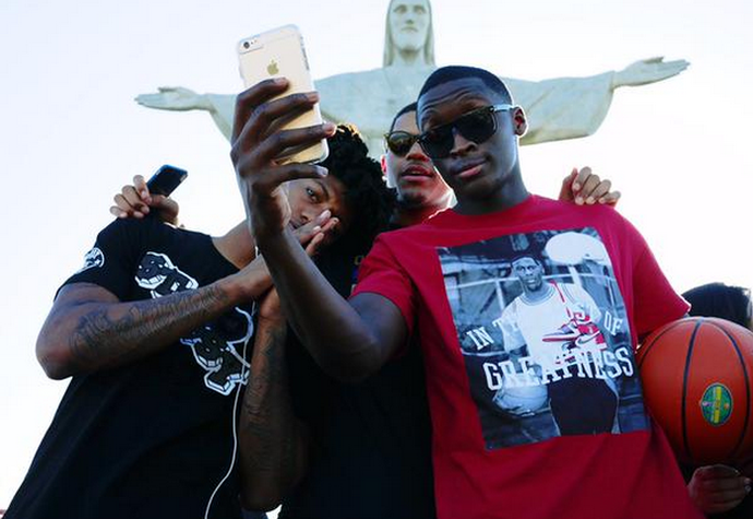 Jogadores do Magic visitam Cristo Redentor e capricham nas selfies
