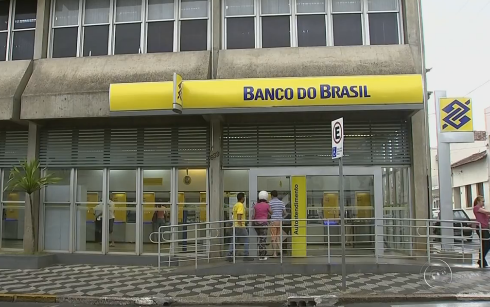 Banco do Brasil liderou fechamento de agências no ano passado, com 670 unidades encerradas, segundo o BC.  (Foto: Reprodução/TV TEM)