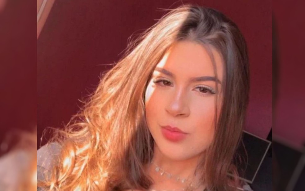 Evellyn Cristina de Araújo, de 18 anos — Foto: Reprodução/TV Anhanguera