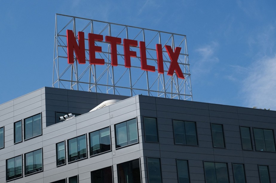 Netflixescolhe Microsoft para assinatura mais barata com publicidade
