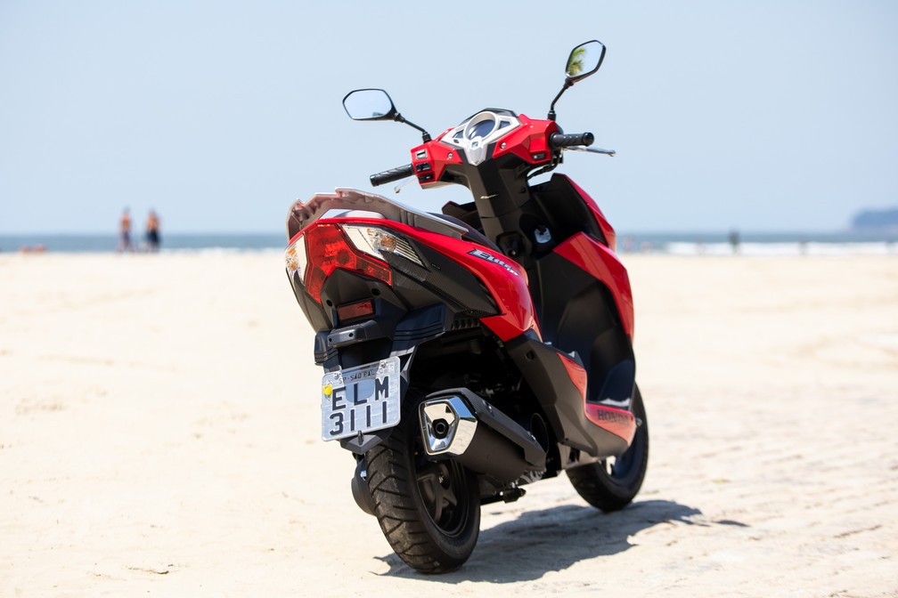 Honda Elite 125 â Foto: Marcelo Brandt/G1