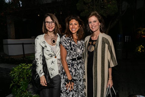 Toia Lemann, Taisa Buescu, diretora de redação da Casa Vogue, e Cristina Paulino