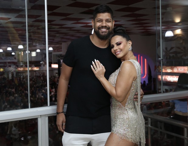 Viviane Araújo e o empresário Guilherme Militão (Foto: ROBERTO FILHO / BRAZIL NEWS)