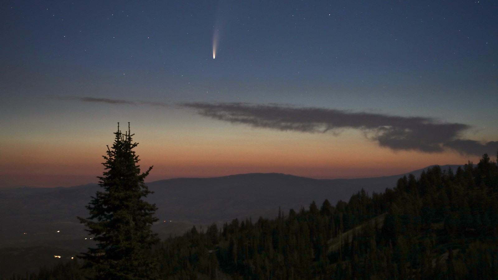 Cometa Neowise passa por Utah, nos Estados Unidos (Foto: NASA)