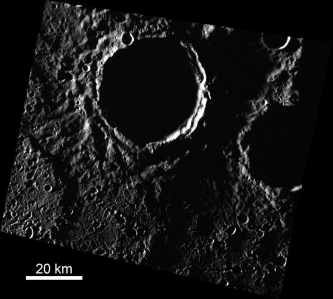 Área combinada dos três depósitos de água congelada em Mercúrio é de 3.400 km² (Foto: Head lab / Brown University) Área combinada dos três depósitos de água congelada em Mercúrio é de 3.400 km² (Foto: Head lab / Brown University)