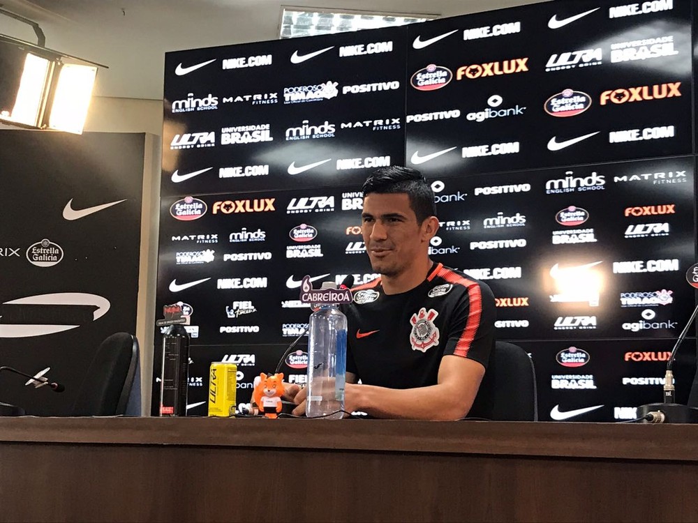 Balbuena diz que renovação não promete que ele ficará até o fim do ano