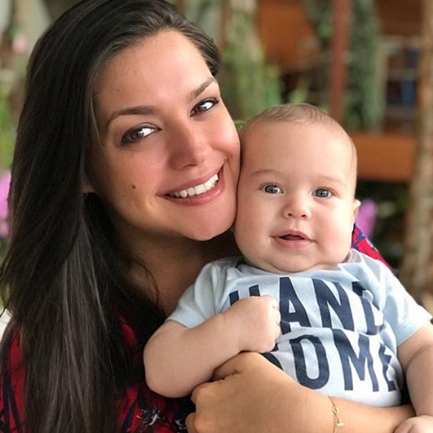 Thais Fersoza com Teodoro (Foto: Instagram/Reprodução) Thais Fersoza com Teodoro (Foto: Instagram/Reprodução)