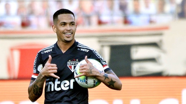 Tudo Variado Brasil : São Paulo vira, bate o Fluminense no ...