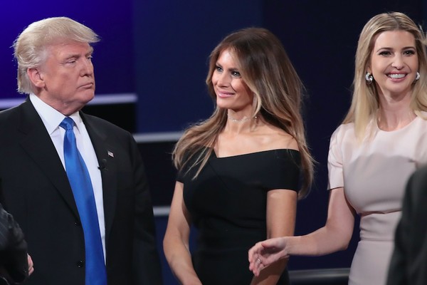 Donald Trump, Melania Trump e Ivanka Trump (Foto: Getty Images)