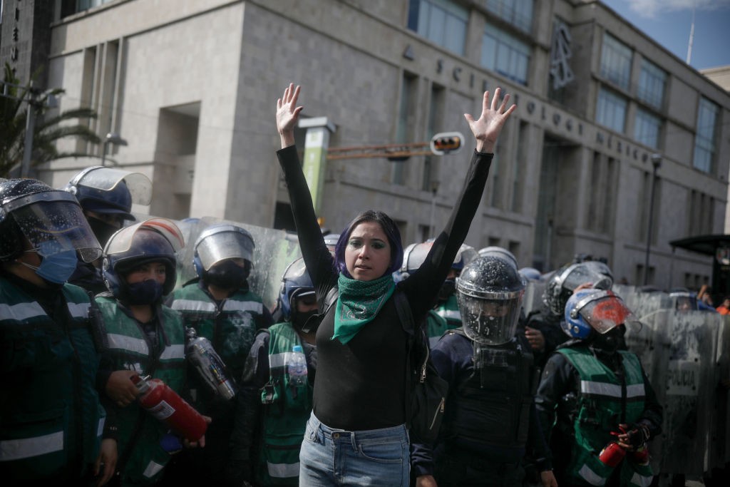 Protesto na Cidade do México pela descriminalização nacional do aborto, em setembro de 2020 (Foto: Emillio Espejel/Anadolu Agency via Getty Images)