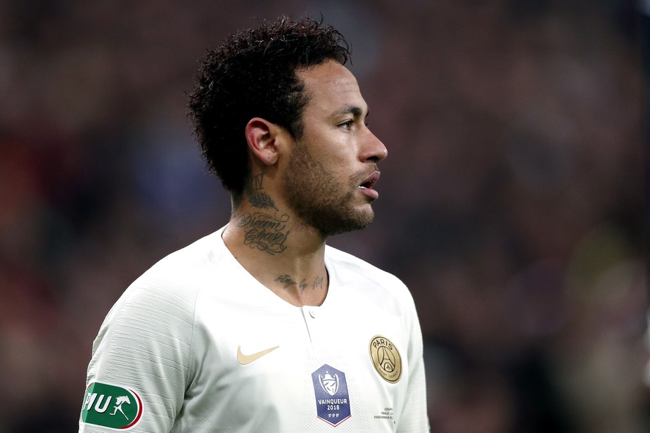 Torcedor agredido por Neymar diz que nÃ£o insultou jogadores do PSG: â€œChocadoâ€