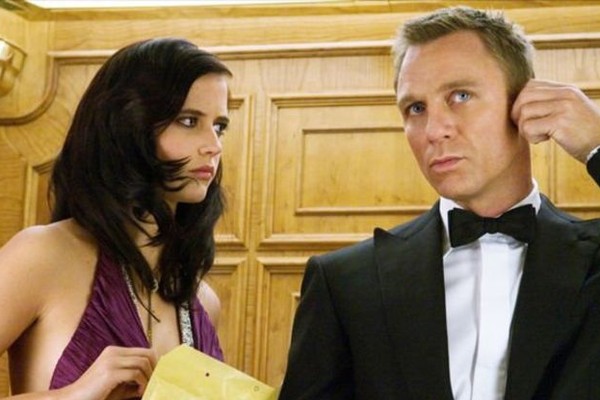 Eva Green e Daniel Craig em cena de 007: Cassino Royale (2006) (Foto: Reprodução)
