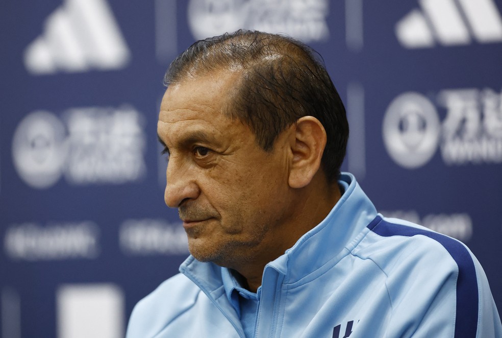 Ram&oacute;n D&iacute;az, t&eacute;cnico do Al Hilal, na v&eacute;spera de jogo com o Flamengo &mdash; Foto: Andrew Boyers/Reuters