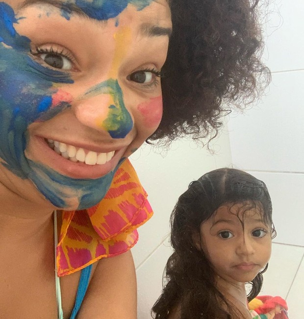 Juliana Alves e filha (Foto: Reprodução / Instagram)