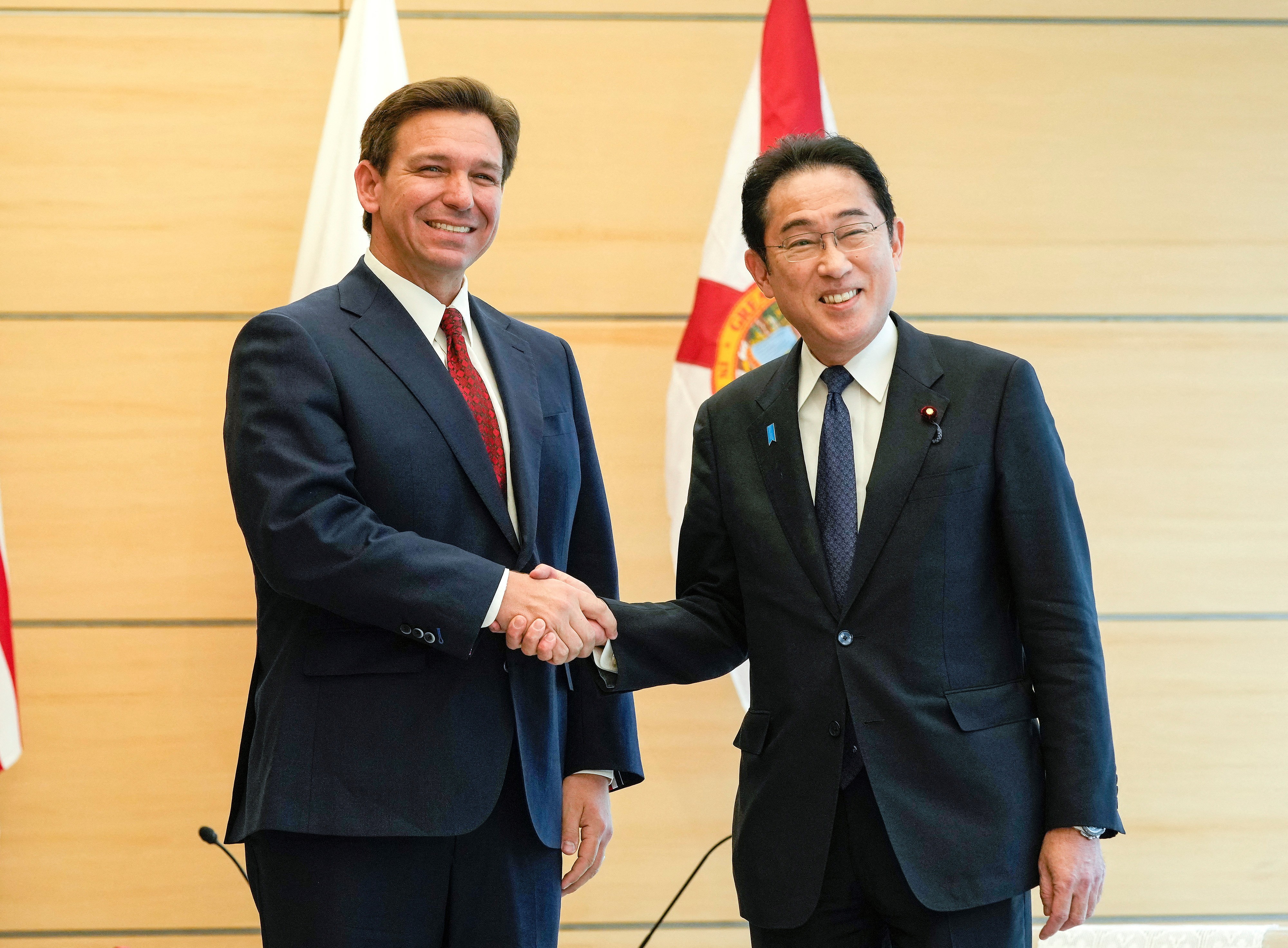 Governador da Flórida inicia sequência de viagens internacionais pelo Japão