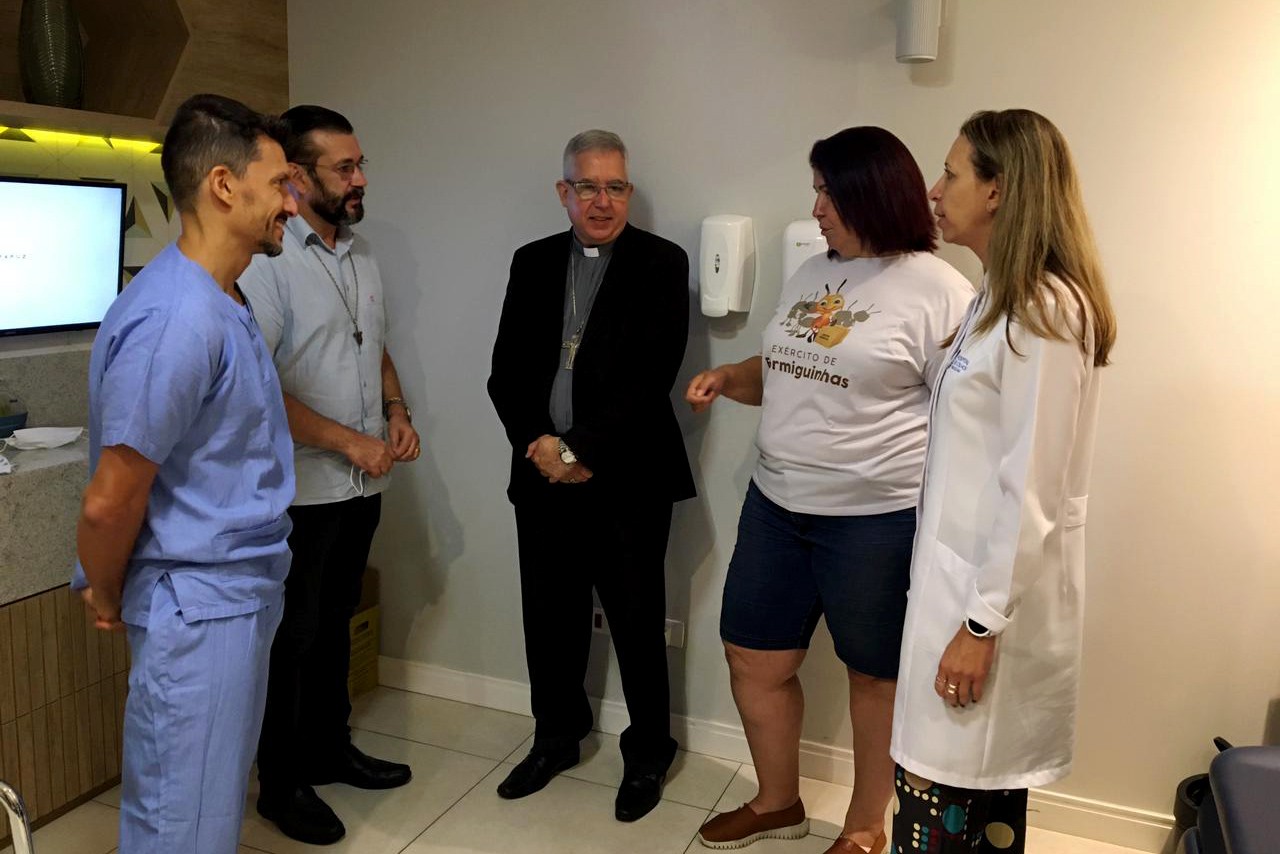 Mutirão oferece exames de vista gratuitos a 500 adolescentes e crianças carentes em Piracicaba